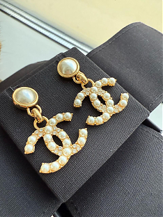 Серьги Chanel