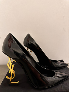 Туфли Yves Saint Laurent